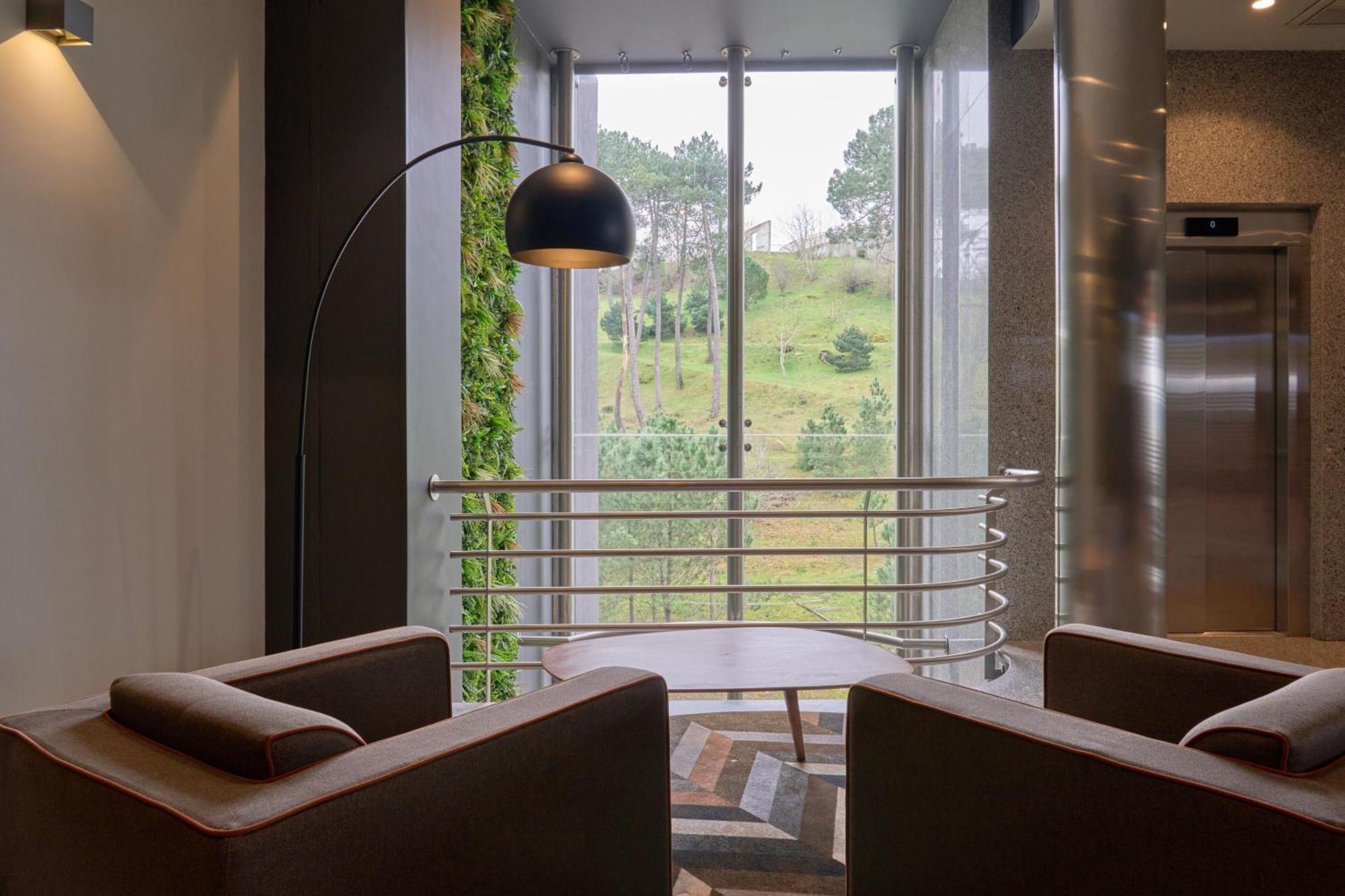 Hotel Versatile 과르다 외부 사진