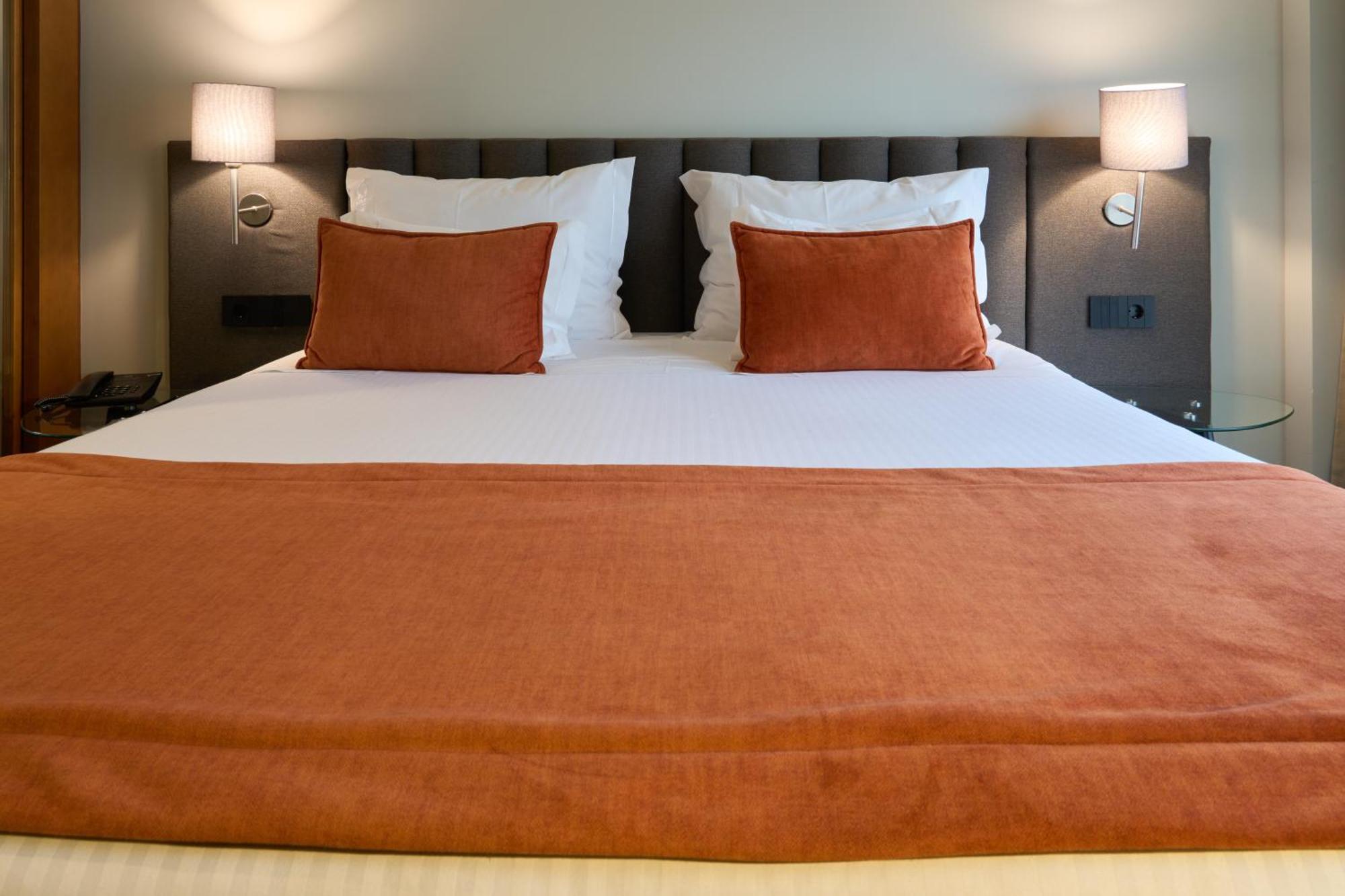 Hotel Versatile 과르다 외부 사진