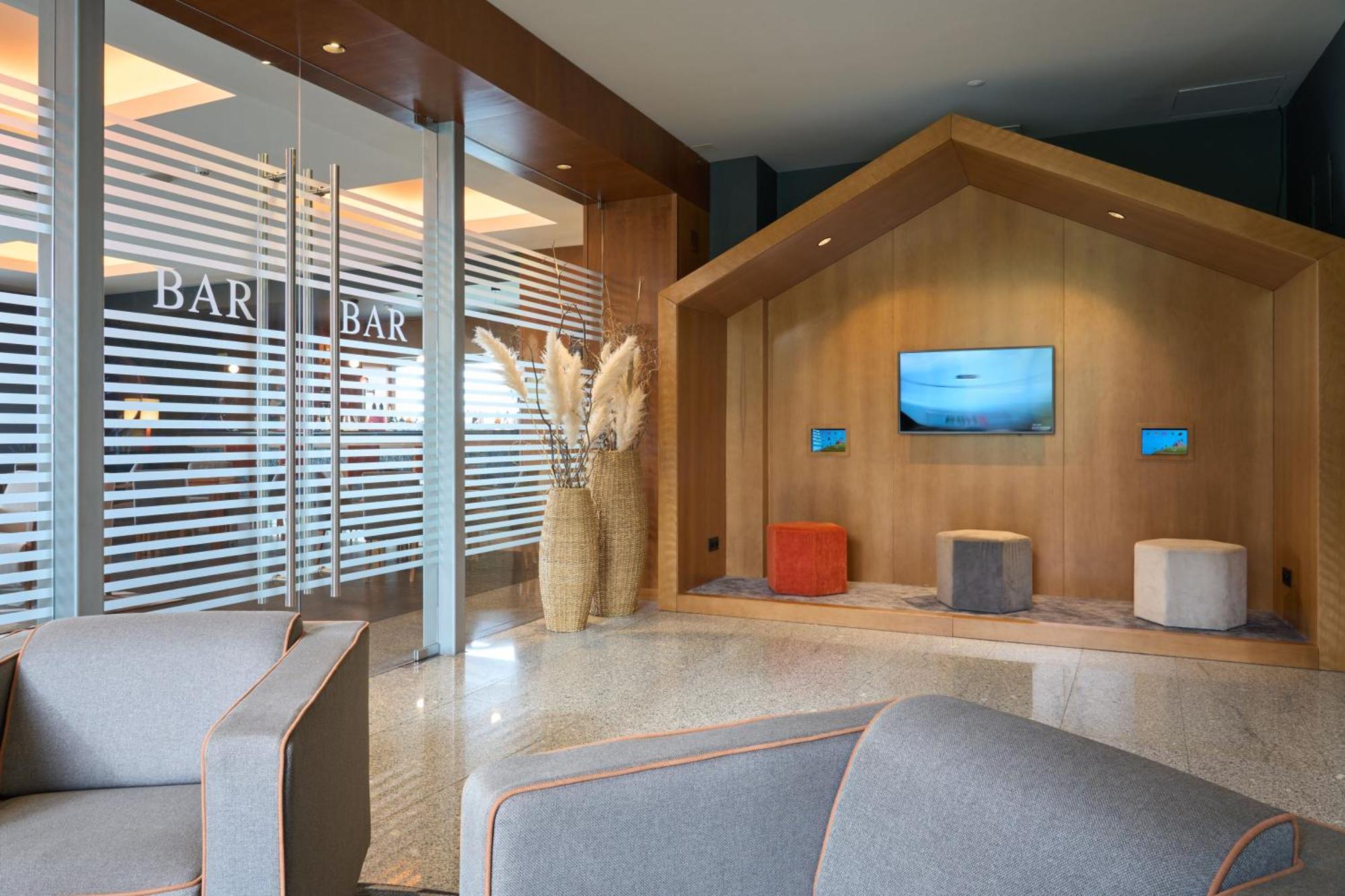 Hotel Versatile 과르다 외부 사진