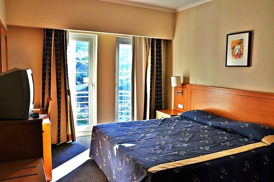 Hotel Versatile 과르다 외부 사진